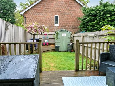 Property image 3 of home to buy in Whitebeam Close, Shenley